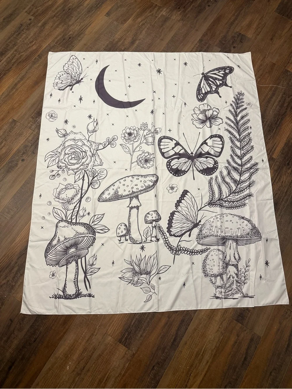 Set of 4 Wall Tapestries / Flags